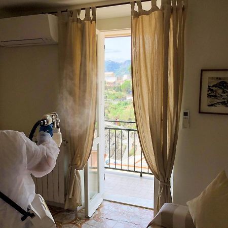 마나롤라 “Ivory House”With Sea View 아파트 외부 사진